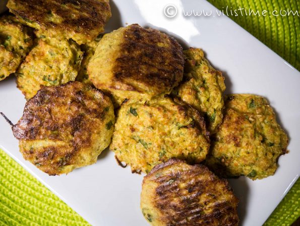 Булгурени кюфтенца с куркума и къри