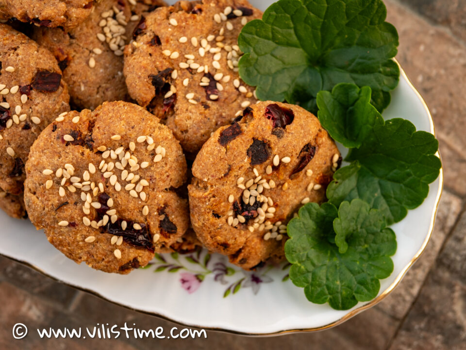 Соленки с лимец, маслини и сушени домати